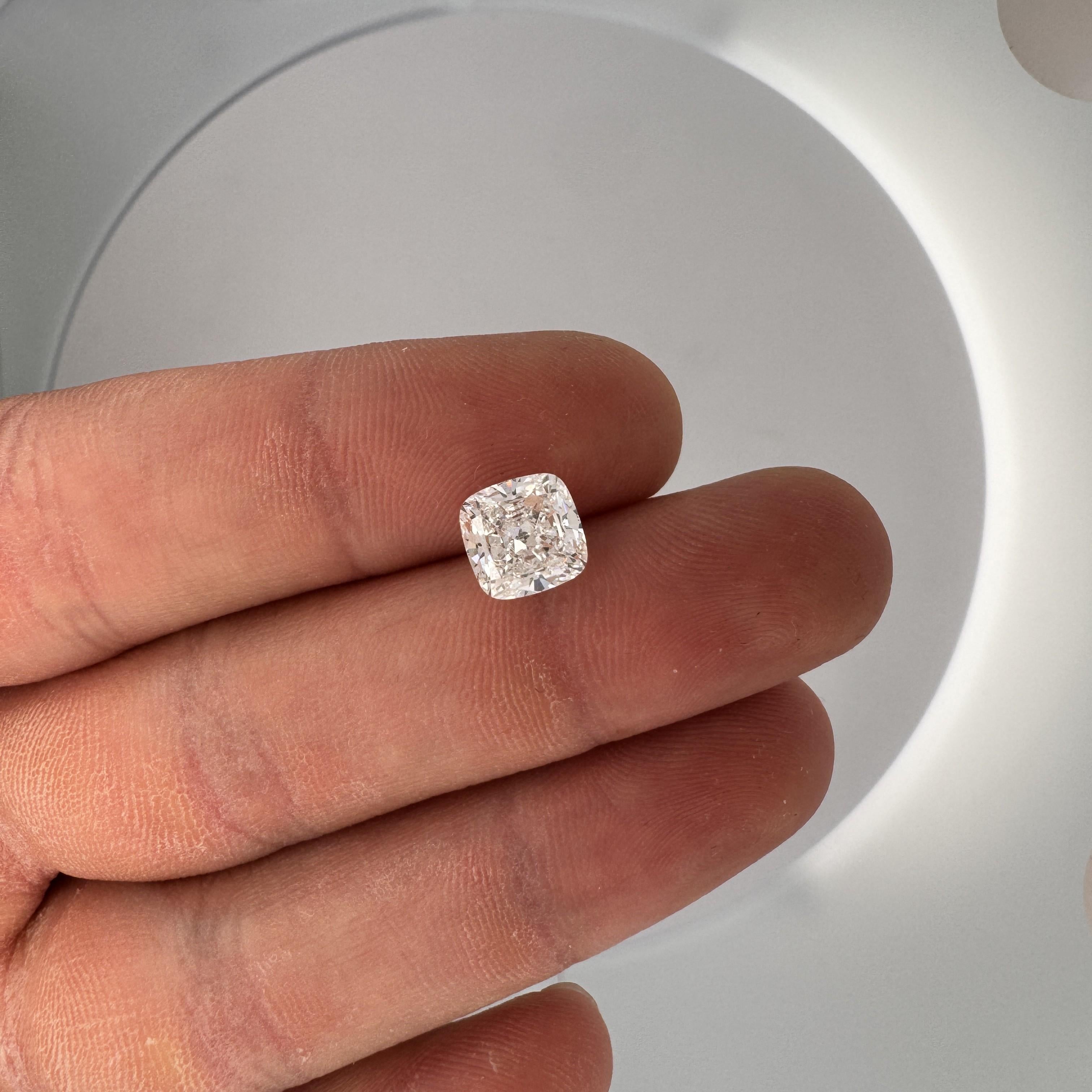 GIA zertifiziert 3,01 Karat E/VS1 Kissenschliff Diamant Herren Solitär Lünette Ring (Zeitgenössisch) im Angebot