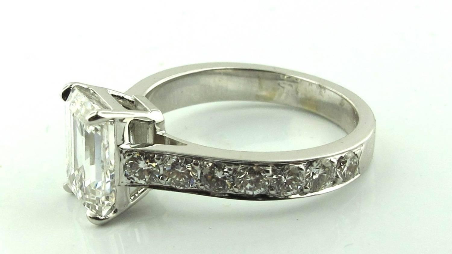 Women's or Men's GIA Certified 3.01 Carat Emerald Cut Diamond Ring, E color, in Platinum