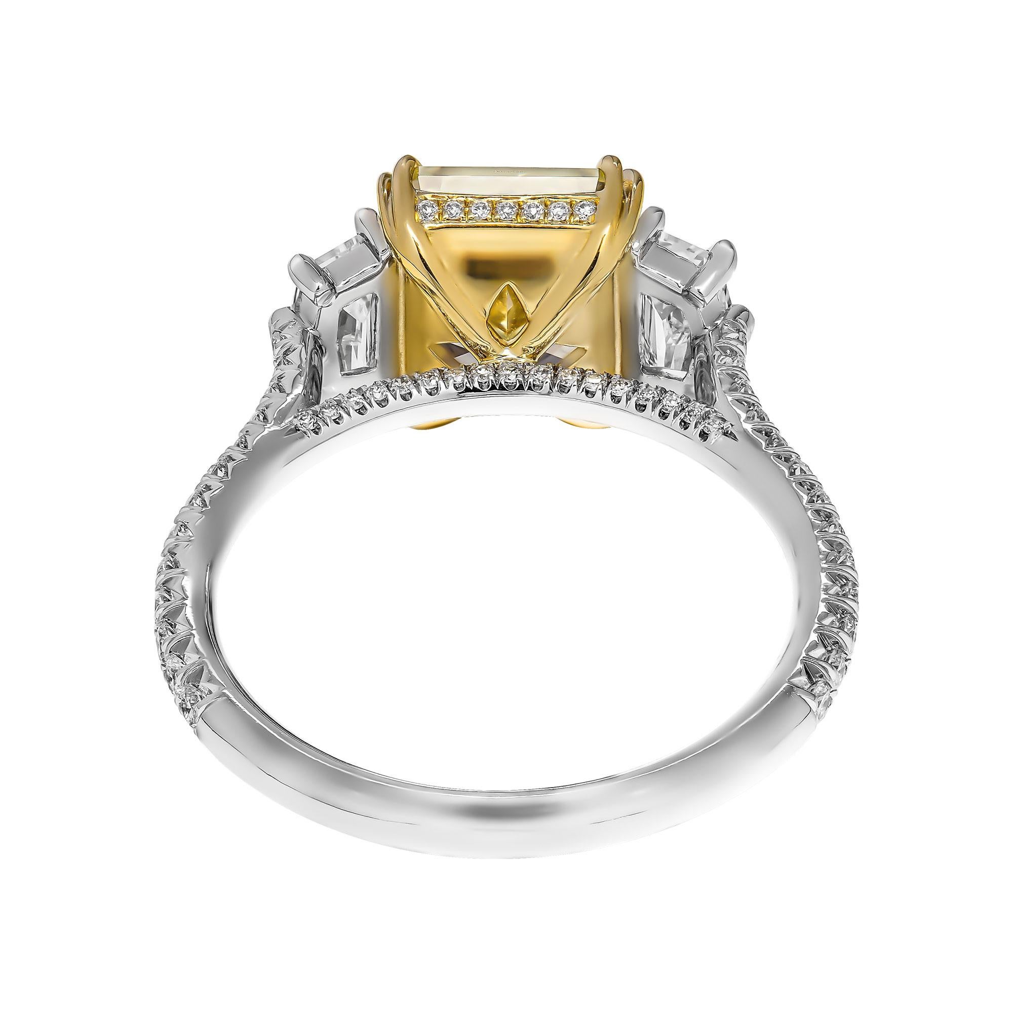 GIA Certified 3.01 Carat Fancy Light Yellow Radiant Cut Three-Stone Ring In New Condition In New York, NY