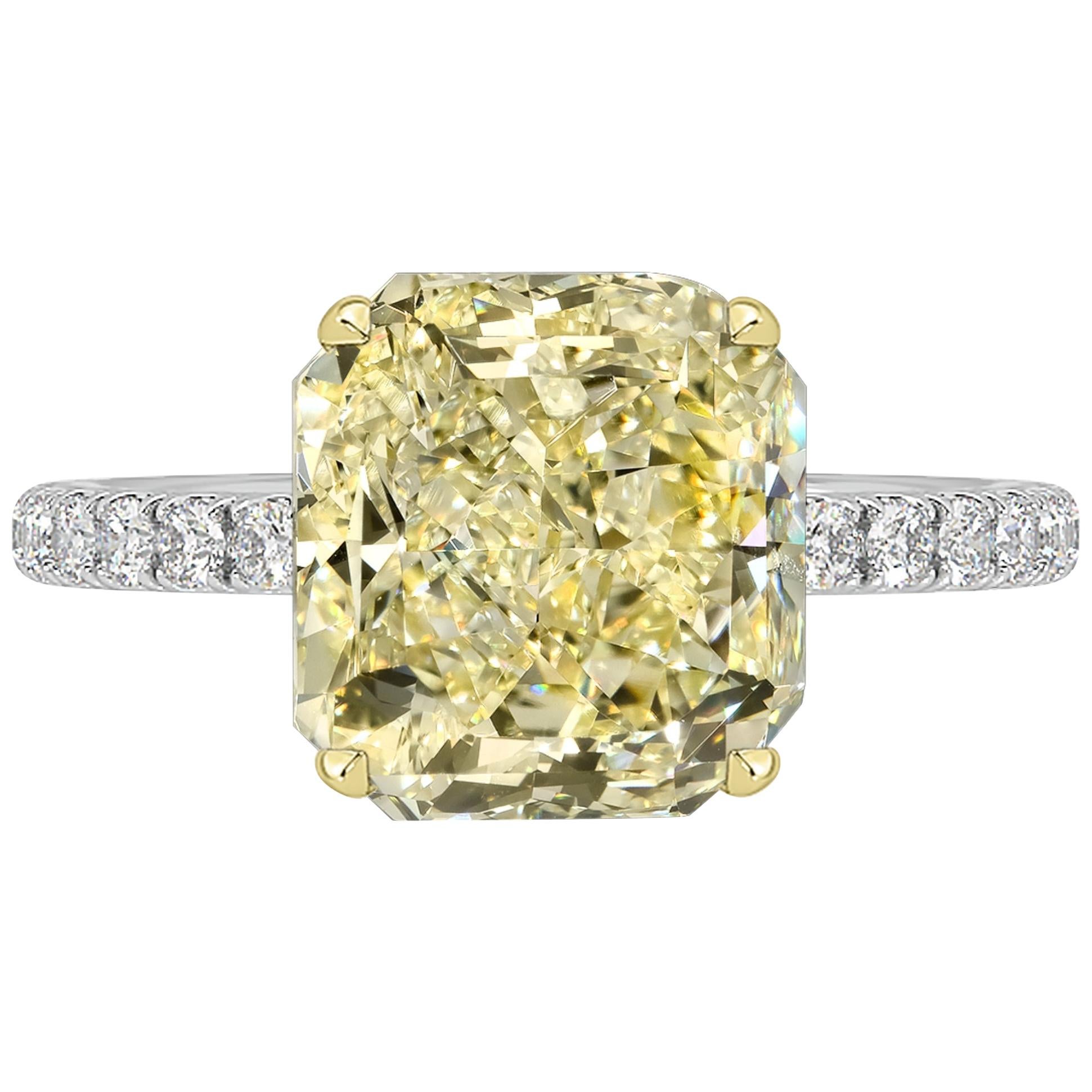 GIA Certified 3.01 Carat Radiant Cut Yellow Diamond Ring For Sale