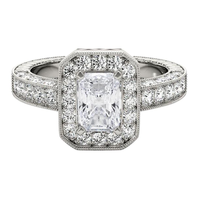 GIA zertifiziert 3,01 Karat Radiant Halo Openwork Pave Platin Diamant Ring im Angebot