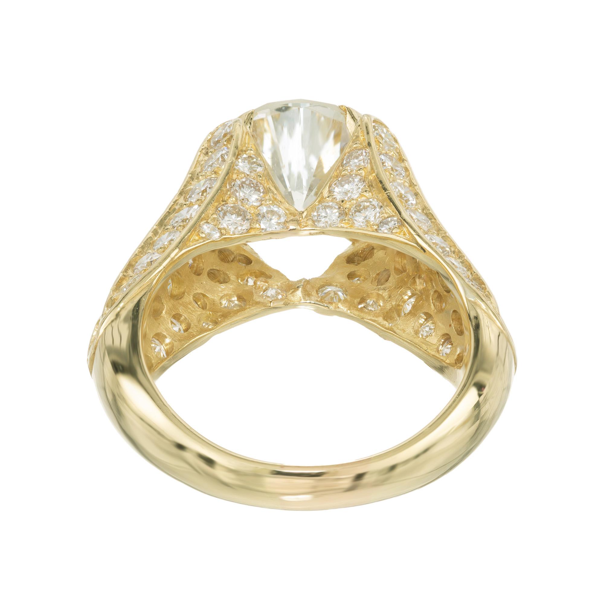 Women's GIA Certified 3.01 Carat Round Diamond Yellow Gold Engagement Ring For Sale