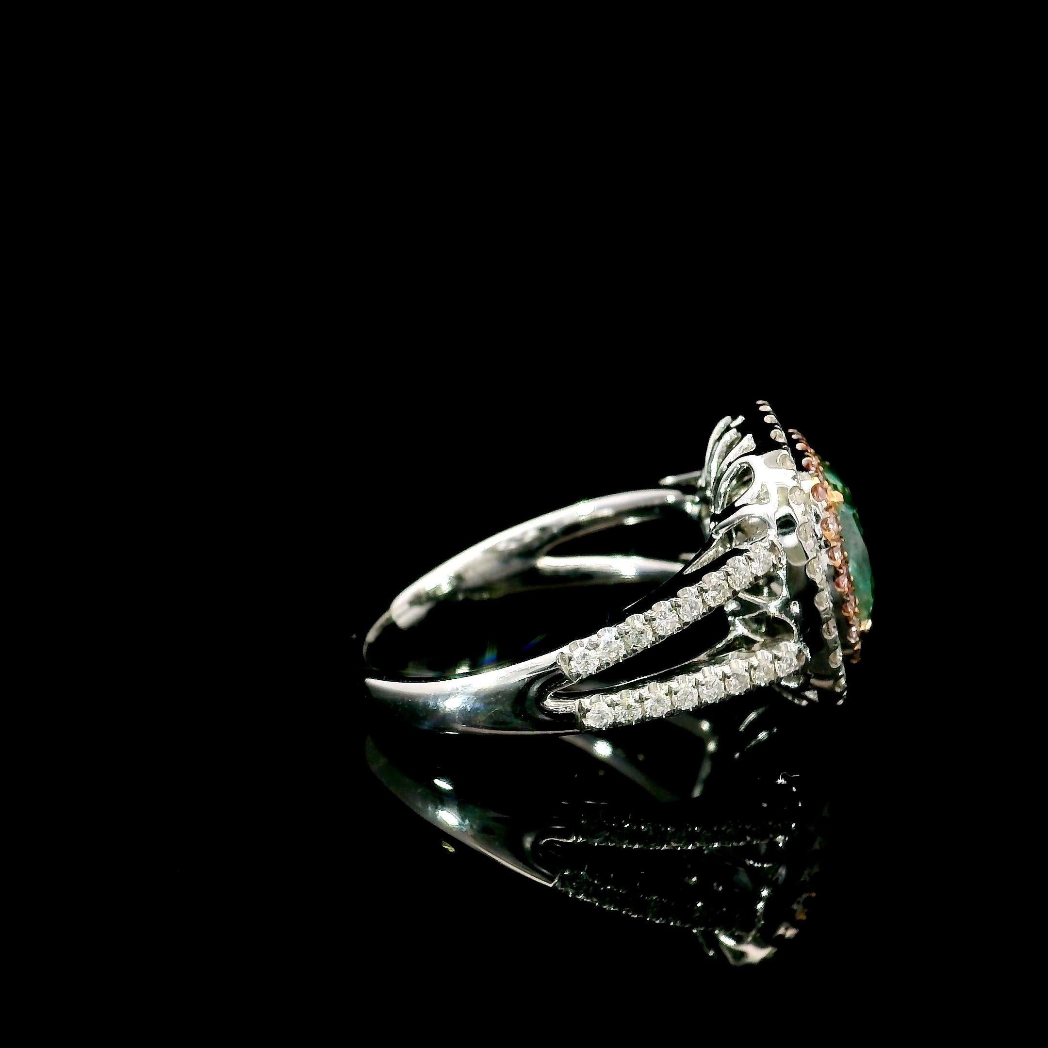 GIA Certified 3.01 CT Fancy Light Brownish Greenish Yellow SI Clarity 18K Ring For Sale 2