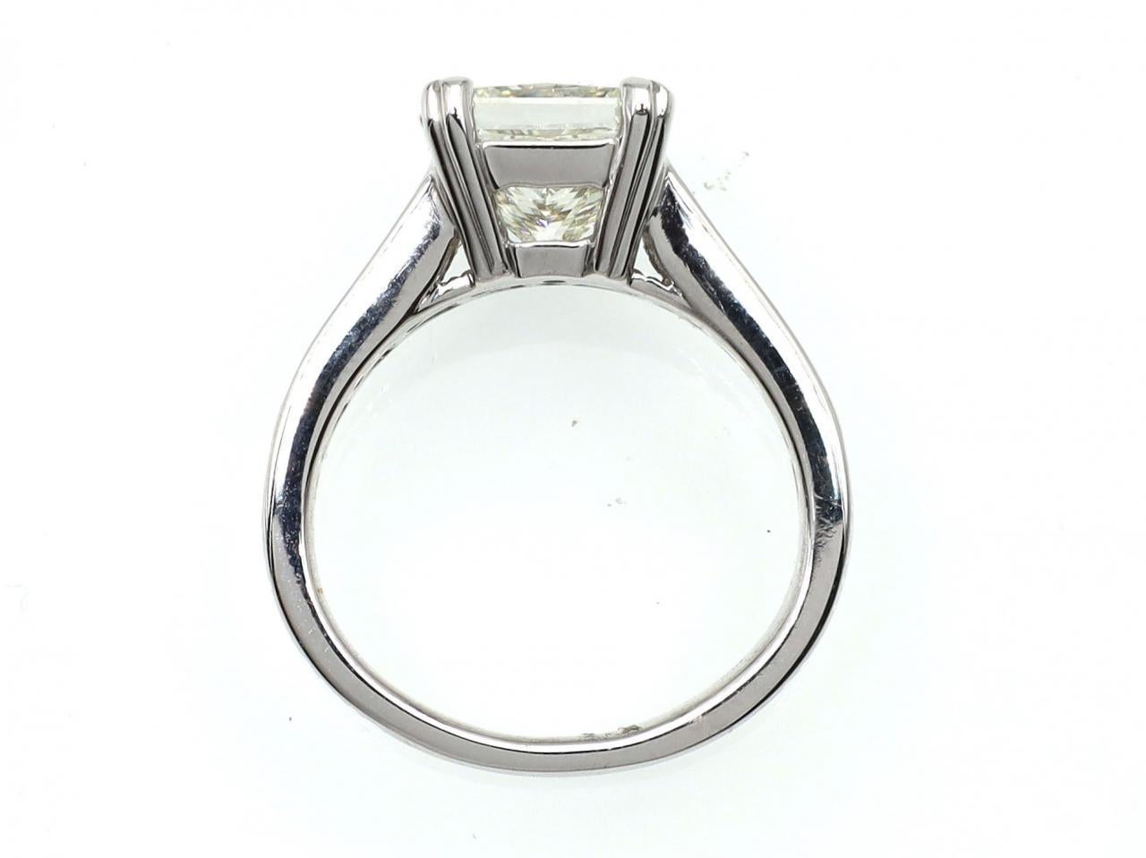 Modern GIA Certified 3.01ct Princess Cut Diamond Flanked Solitaire Ring