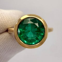 GIA Certified 3.01ct Green Emerald Round Cut 18k Gold Rubover Bezel Signet Ring