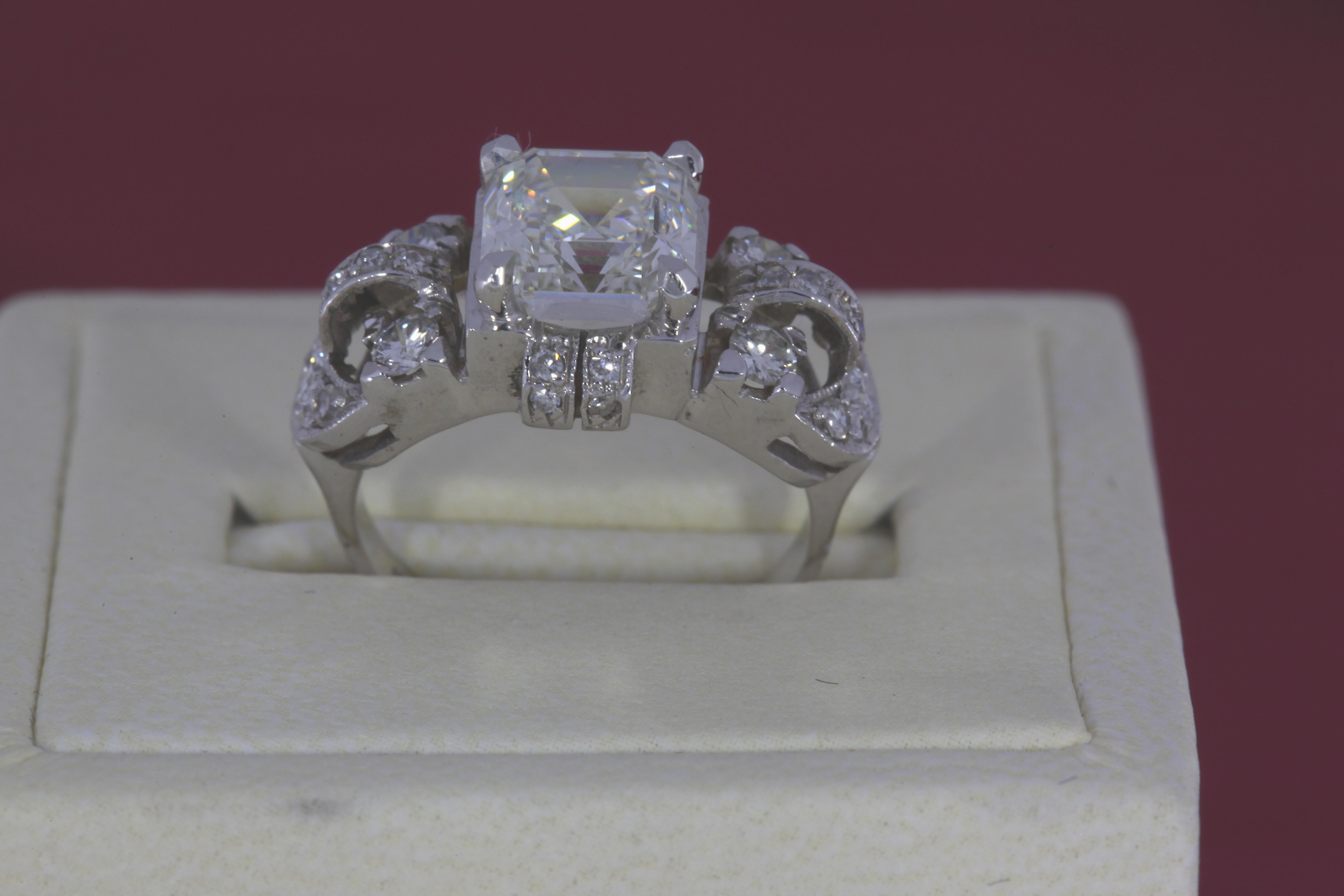 Women's or Men's GIA Certified 3.02 Carat Asscher Cut Diamond Art Nouveau Ring For Sale