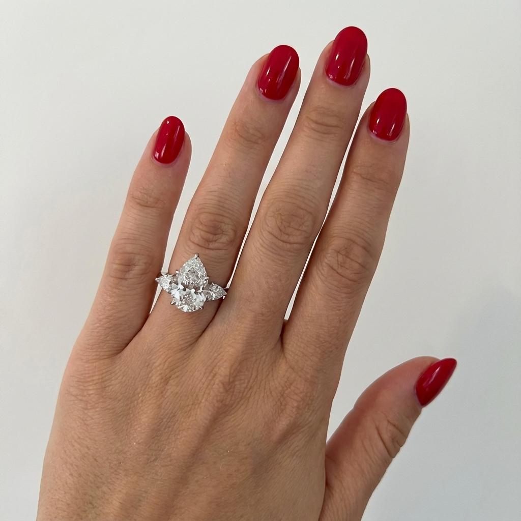 GIA-zertifiziert 3,02 Karat D Internally Flawless Typ IIa Pear Cut Diamond Ring im Angebot 1