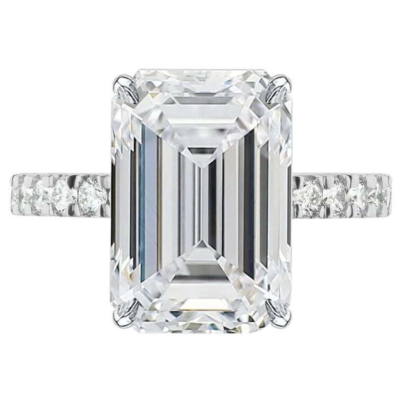 Anillo de platino con diamante de talla esmeralda H internamente intachable certificado por GIA de 3,02 quilates Contemporáneo en venta