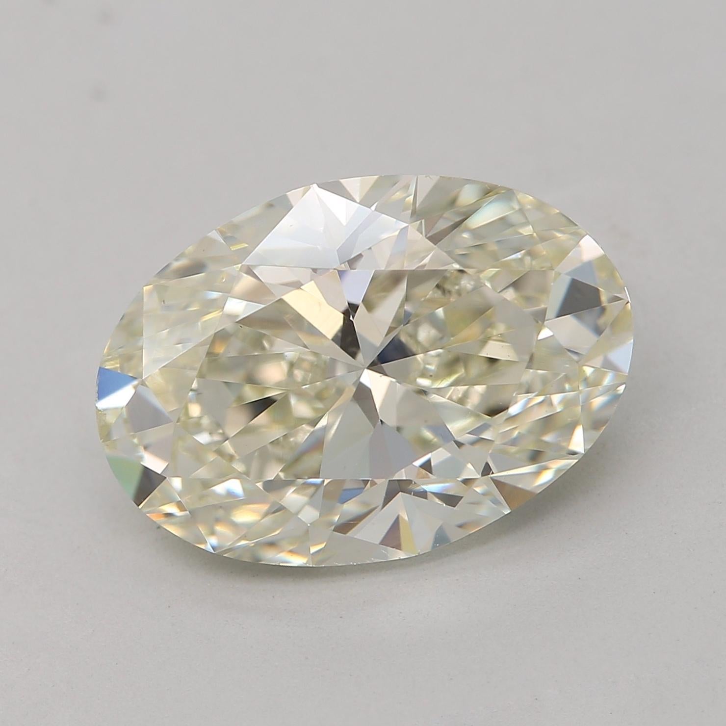 Certificat : GIA 
Numéro de rapport : 5483000443
Forme et coupe : Ovale
Poids en carats : 3,02 carats
Dimensions : 11,37 x 7,98 x 5,10 mm
Qualité de la couleur : Jaune verdâtre clair

CARACTÉRISTIQUES DU DIAMANT :

Ce diamant jaune verdâtre clair