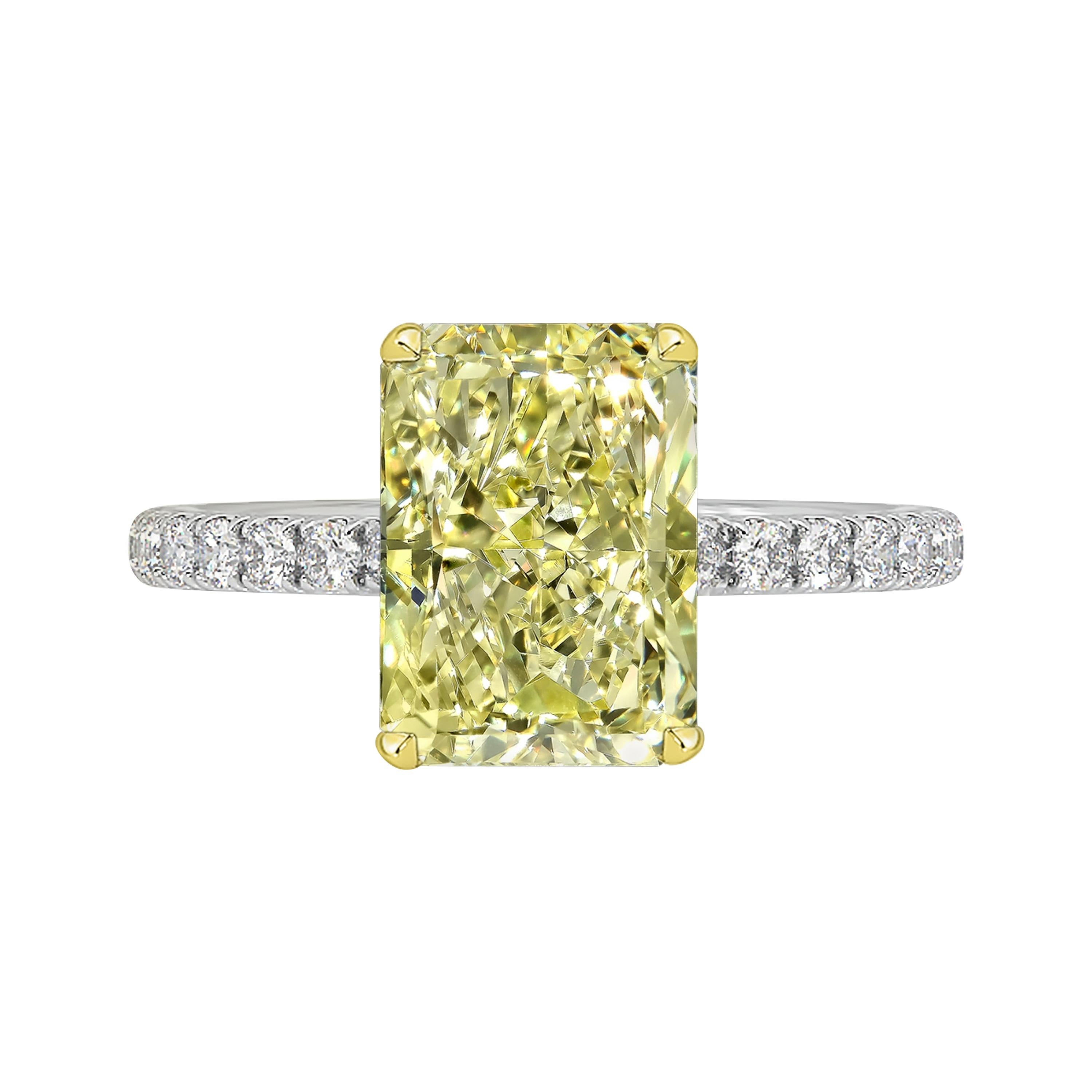 GIA Certified 3.02 Carat Radiant Cut Yellow Diamond Ring For Sale