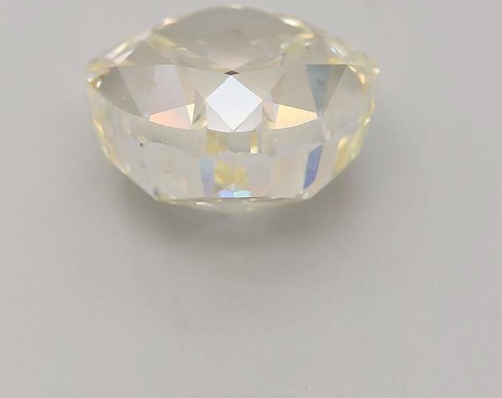 Certificado GIA 3,02 Quilates Color U - V  Diamante Claridad VS2 en Nuevo estado para la venta en บางรัก, TH