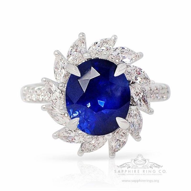 Oval Cut GIA Certified 3.02 ct Platinum Sapphire Ring - Ceylon Blue Sapphire Origin Repor For Sale
