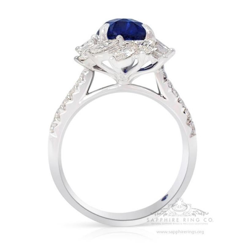 Women's GIA Certified 3.02 ct Platinum Sapphire Ring - Ceylon Blue Sapphire Origin Repor For Sale