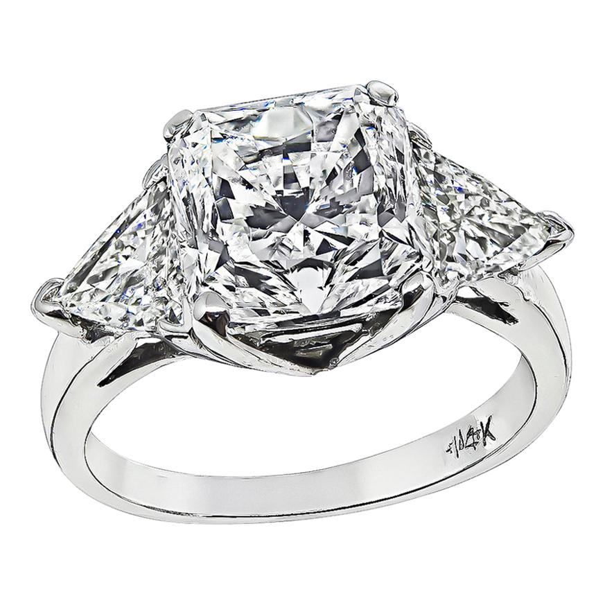 GIA Certified 3.03 Carat Diamond Gold Engagement Ring For Sale