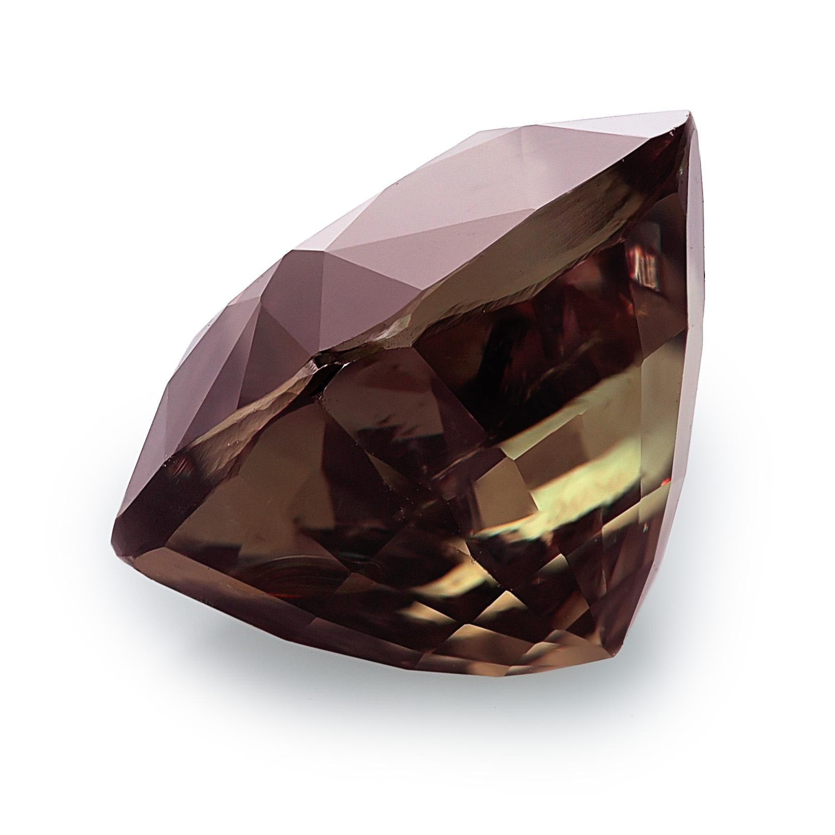 GIA Certified 3.03 Carats Color Changes Alexandrite For Sale 1