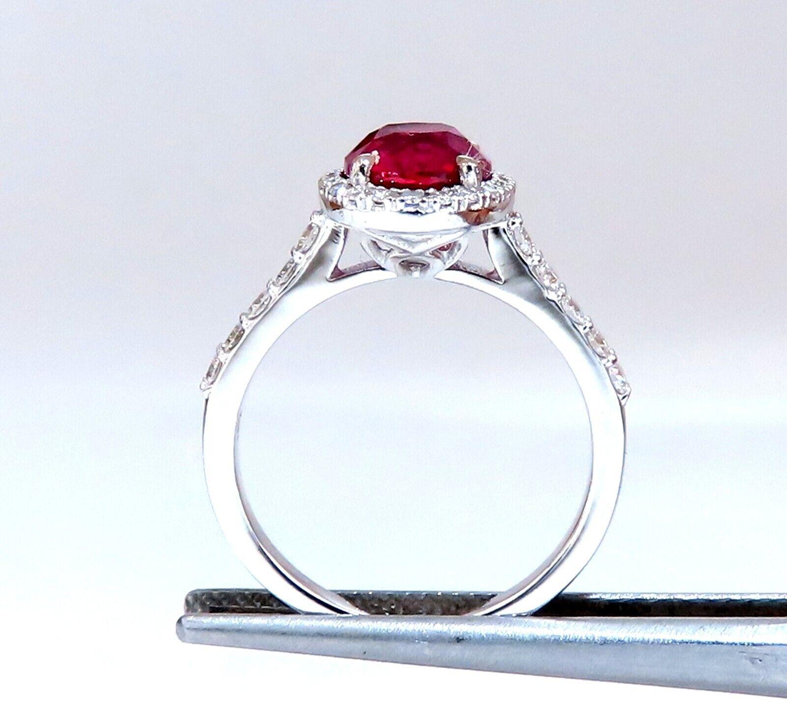 Oval Cut GIA Certified 3.03ct No Heat Natural Ruby Diamond Ring 18kt Classic Halo For Sale