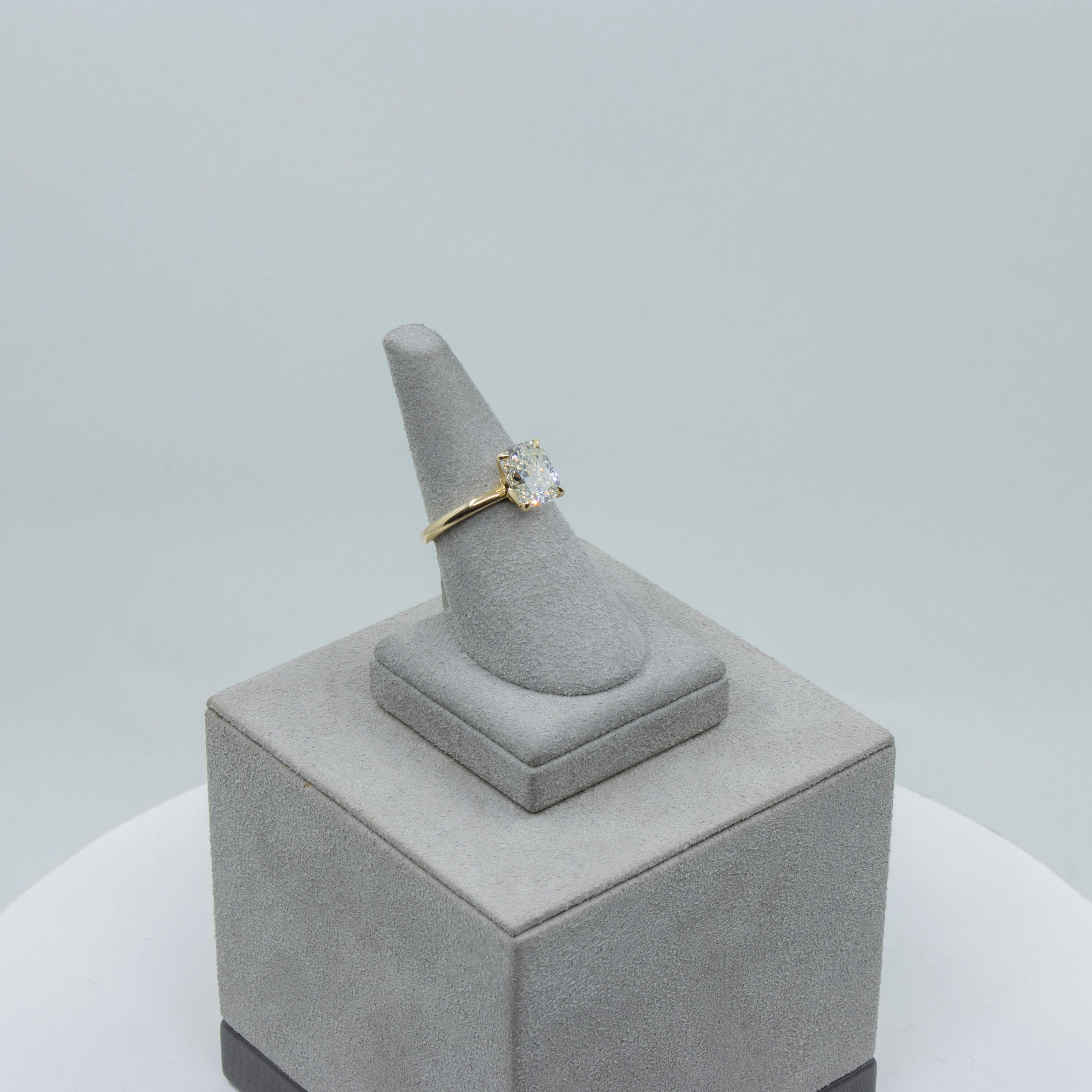 Women's GIA Certified 3.04 Carat Cushion Cut Diamond Solitaire Engagement Ring