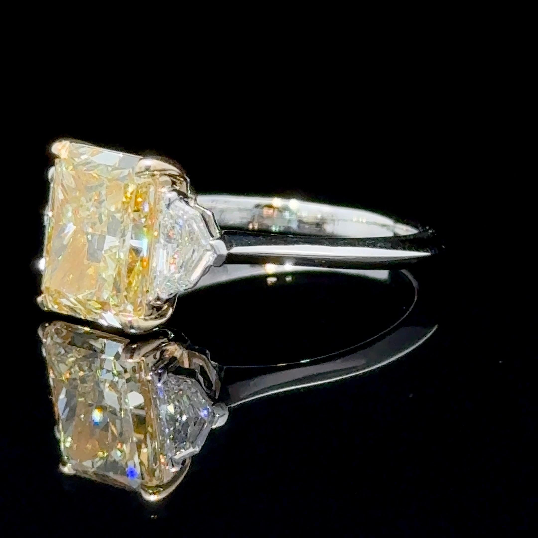 3 ct yellow diamond