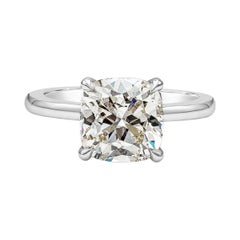 GIA-zertifizierter Verlobungsring aus Platin mit 3,06 Karat Diamant im Kissenschliff und Solitär