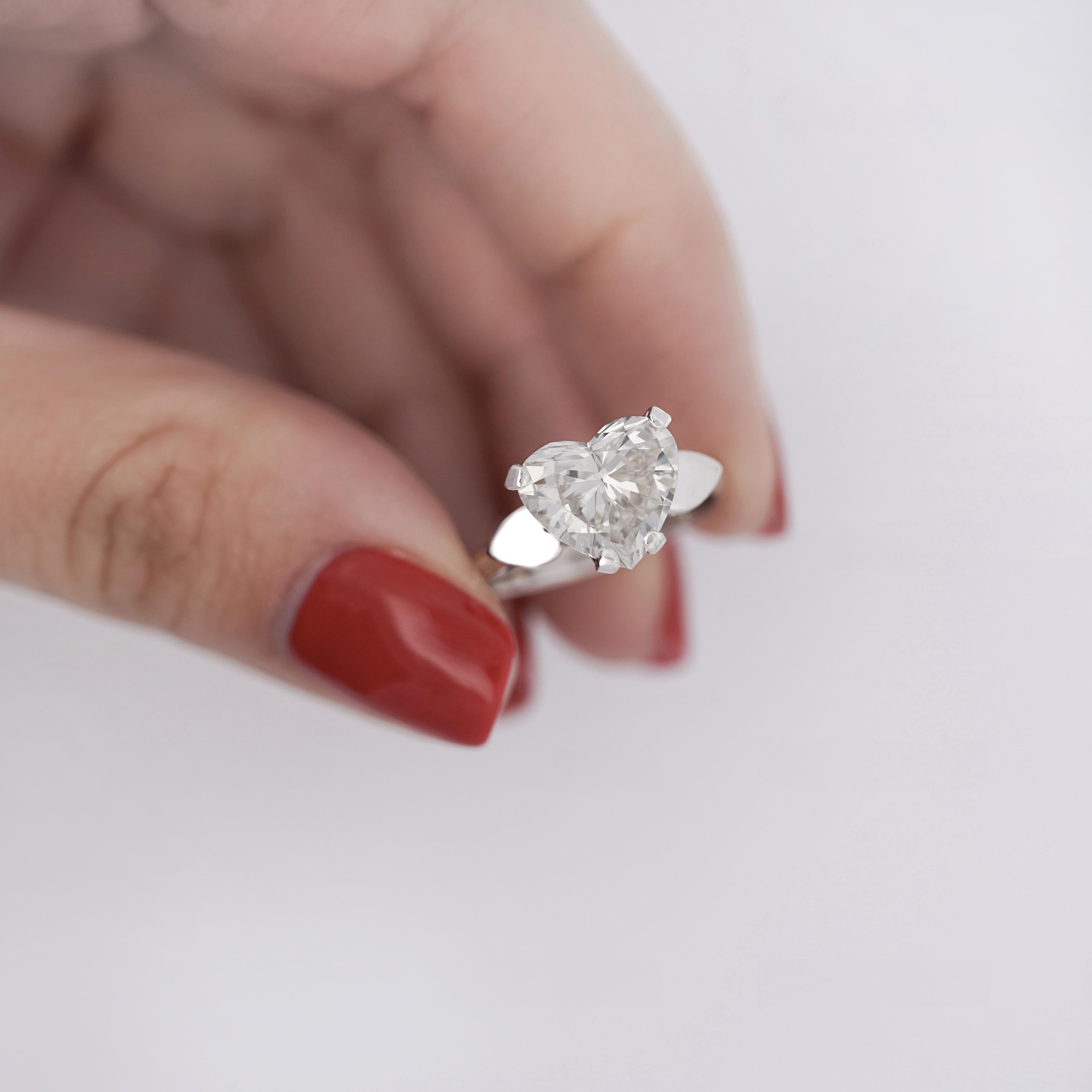 GIA Certified 3.06 Carat Heart Cut K/VS2 Solitaire Platinum Engagement Ring For Sale 2