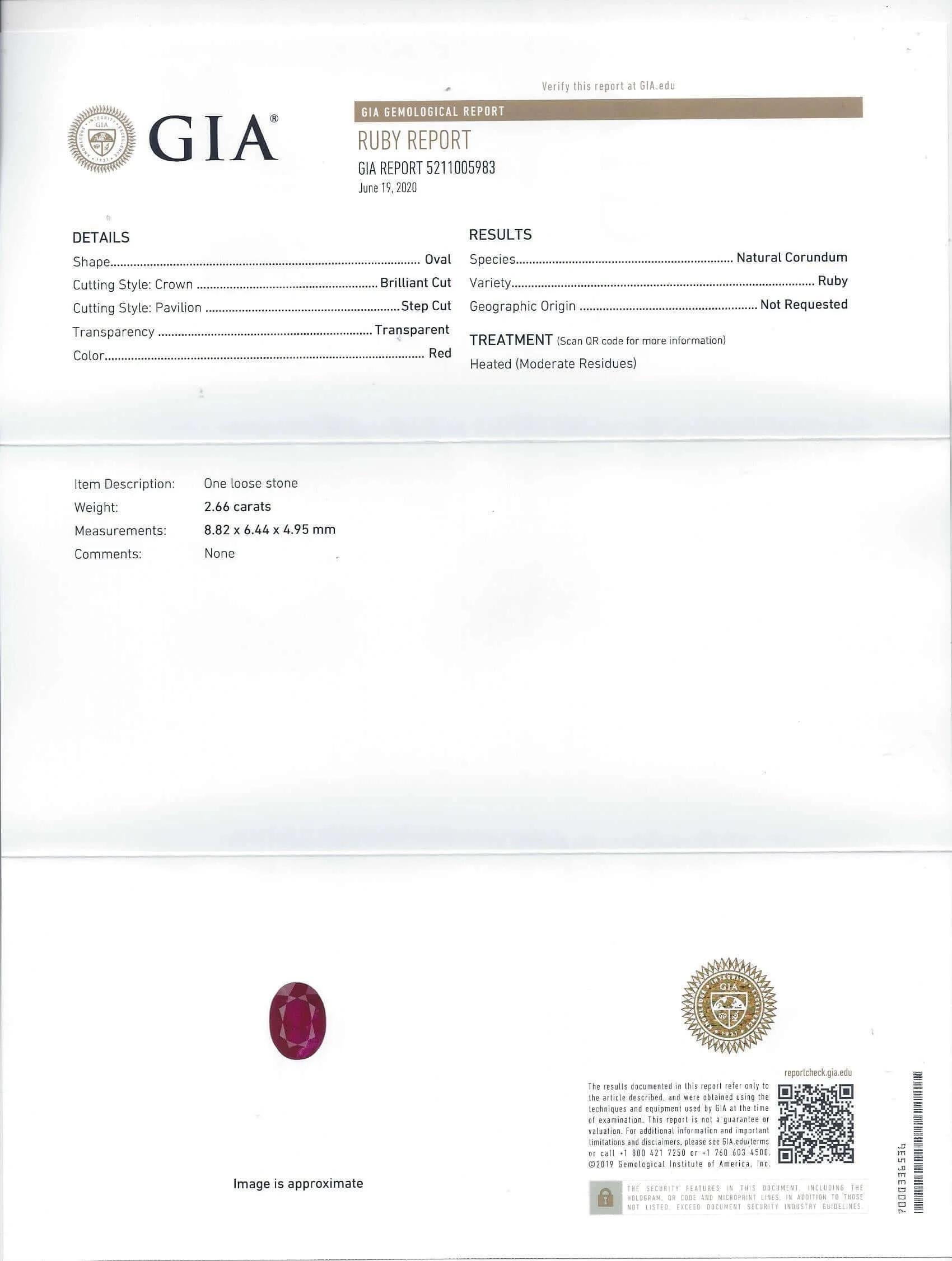 Anillo con halo octogonal de rubíes y diamantes certificado por el GIA de 3,06 quilates en oro blanco de 14 quilates Corte oval en venta