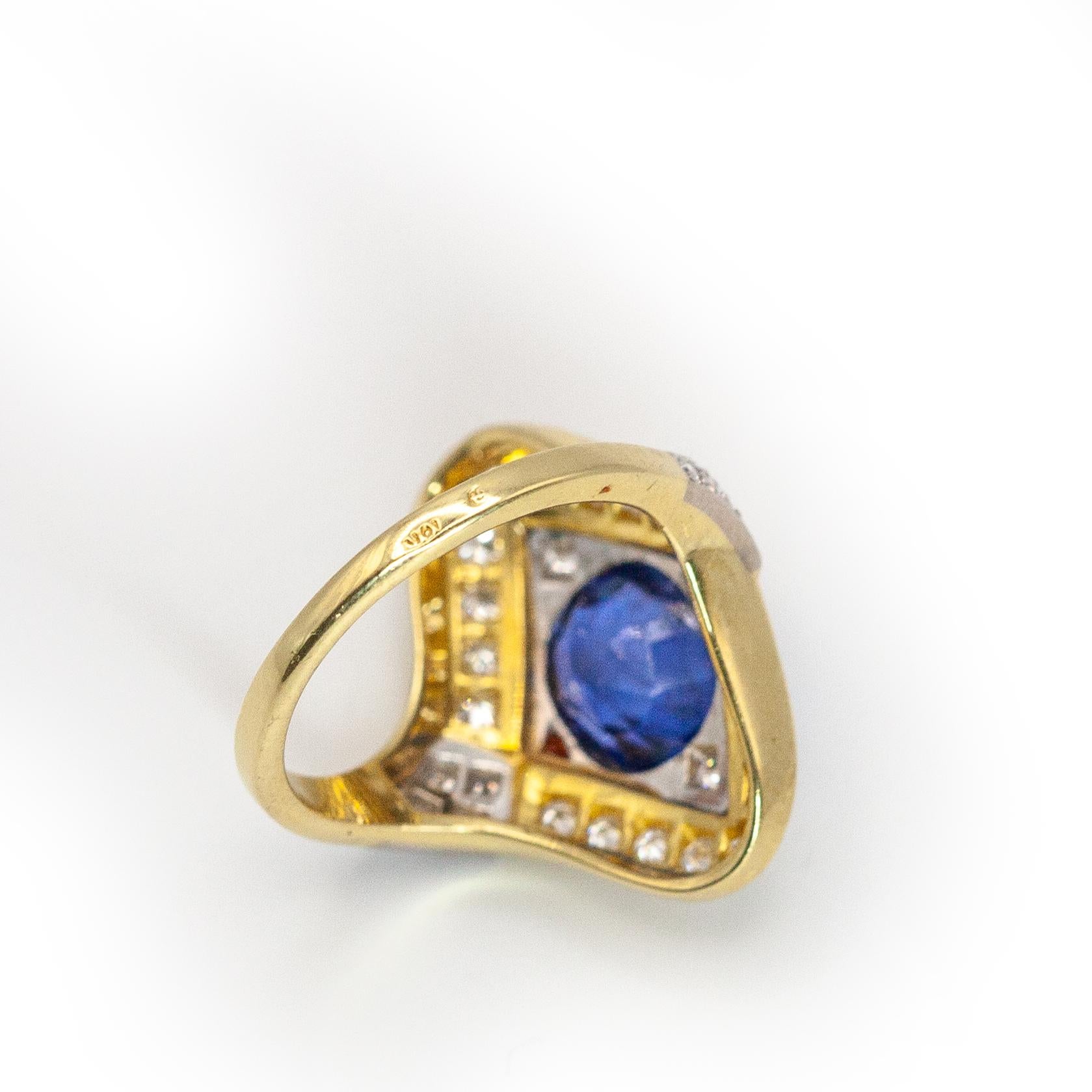 Women's GIA Certified 3.06 cts No Heated Burmese Sapphire Diamond Ring For Sale