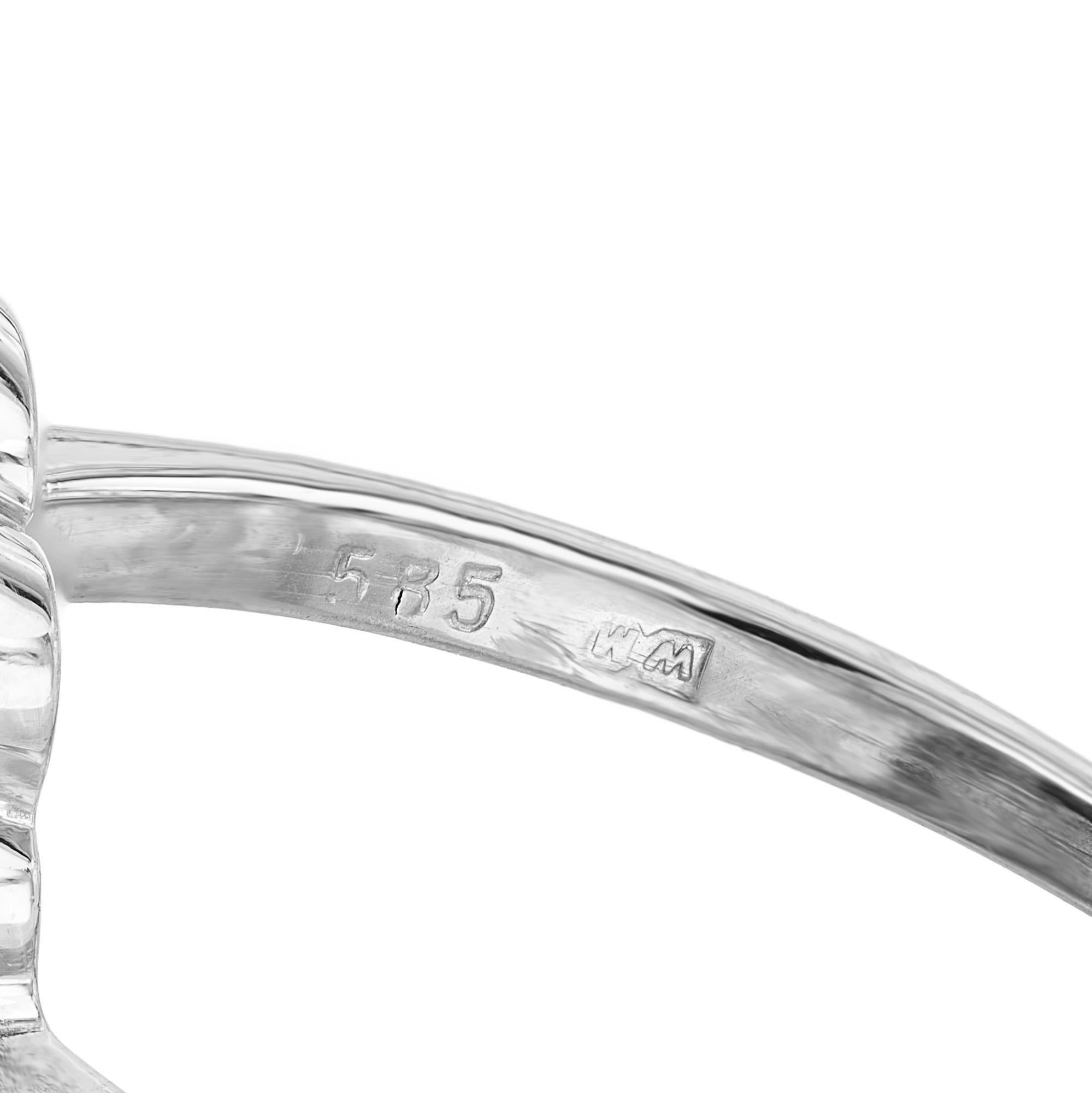 Anello di fidanzamento in oro con diamante aureolato con zaffiro blu certificato GIA da 3,07 carati in vendita 3