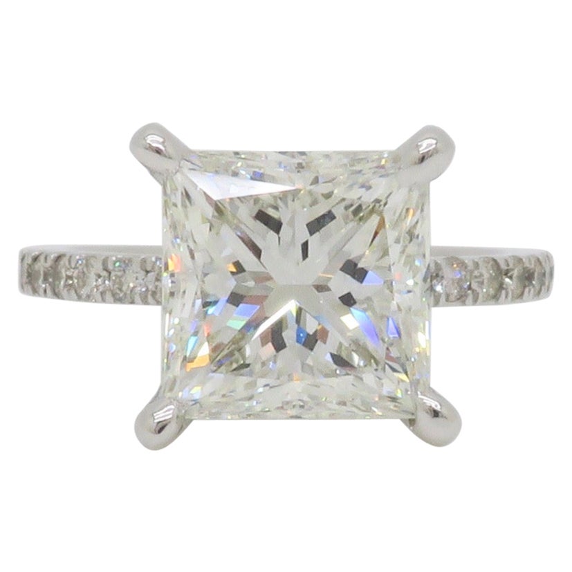 GIA zertifizierter 3.07CT Princess Cut Hidden Halo Diamantring