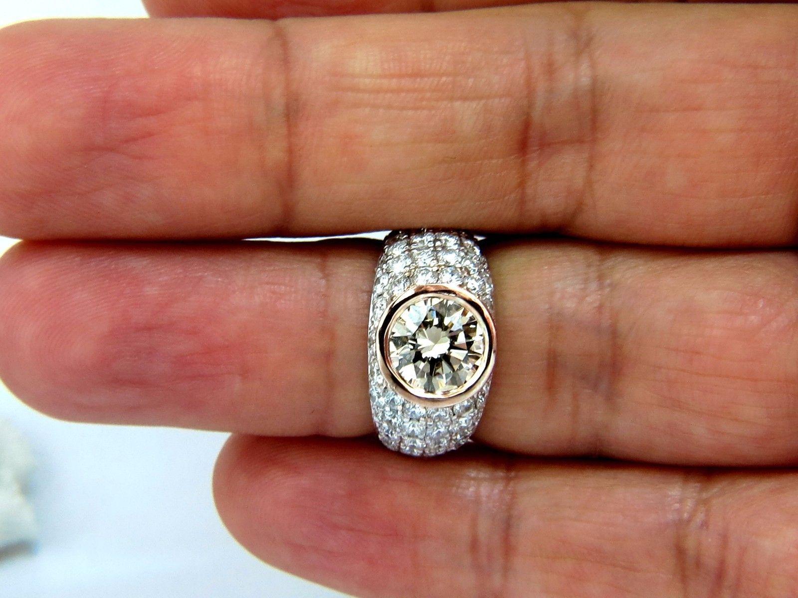 GIA Certified 3.08 Carat Fancy Light Brown Round Cut Diamond Ring 14 Karat For Sale 1