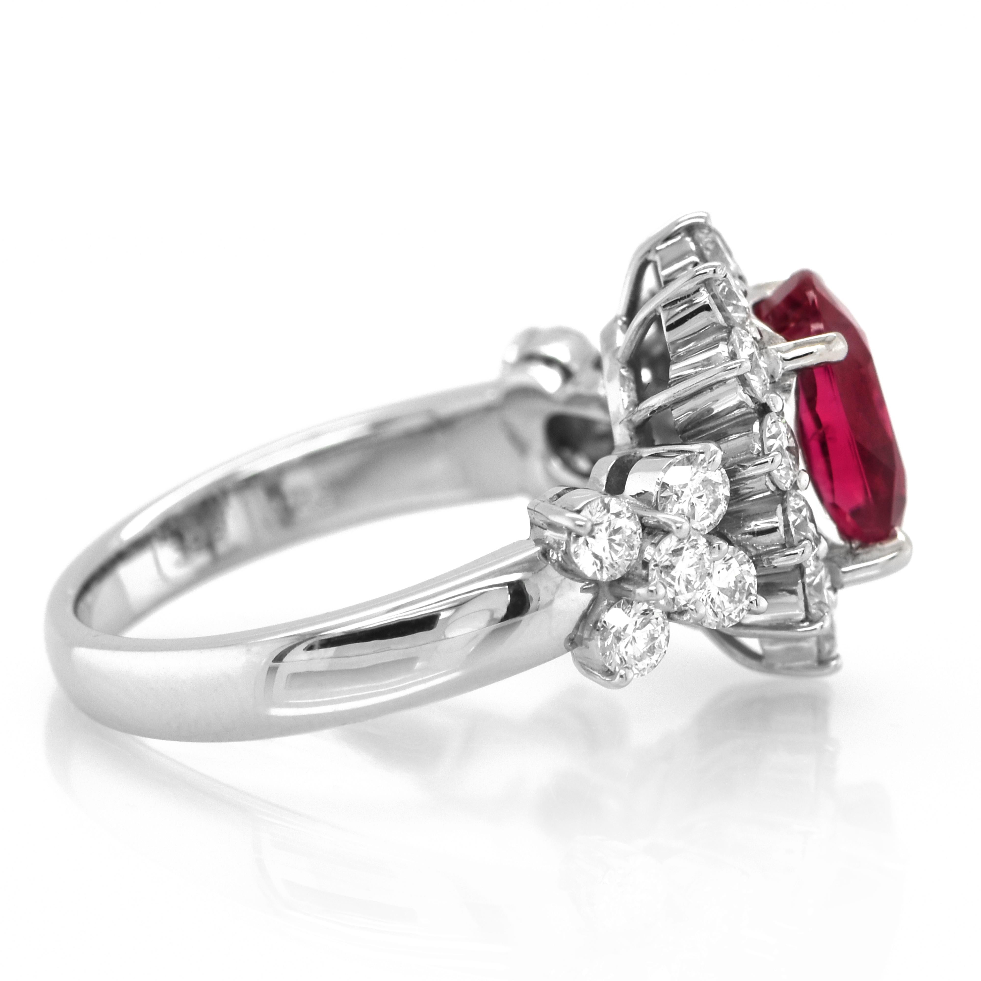 GIA Certified 3.08 Carat Natural African Ruby and Diamond Ring Set in Platinum In New Condition In Tokyo, JP