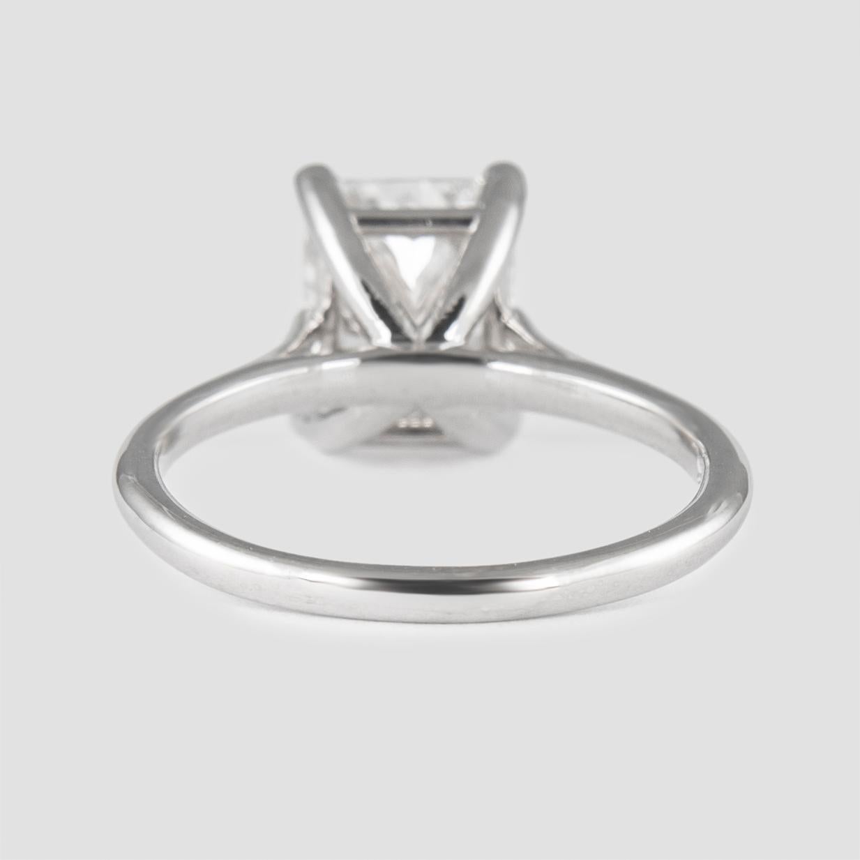 Radiant Cut GIA Certified 3.08 Carat Radiant Diamond Solitaire Ring 18 Karat White Gold