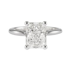 GIA Certified 3.08 Carat Radiant Diamond Solitaire Ring 18 Karat White Gold