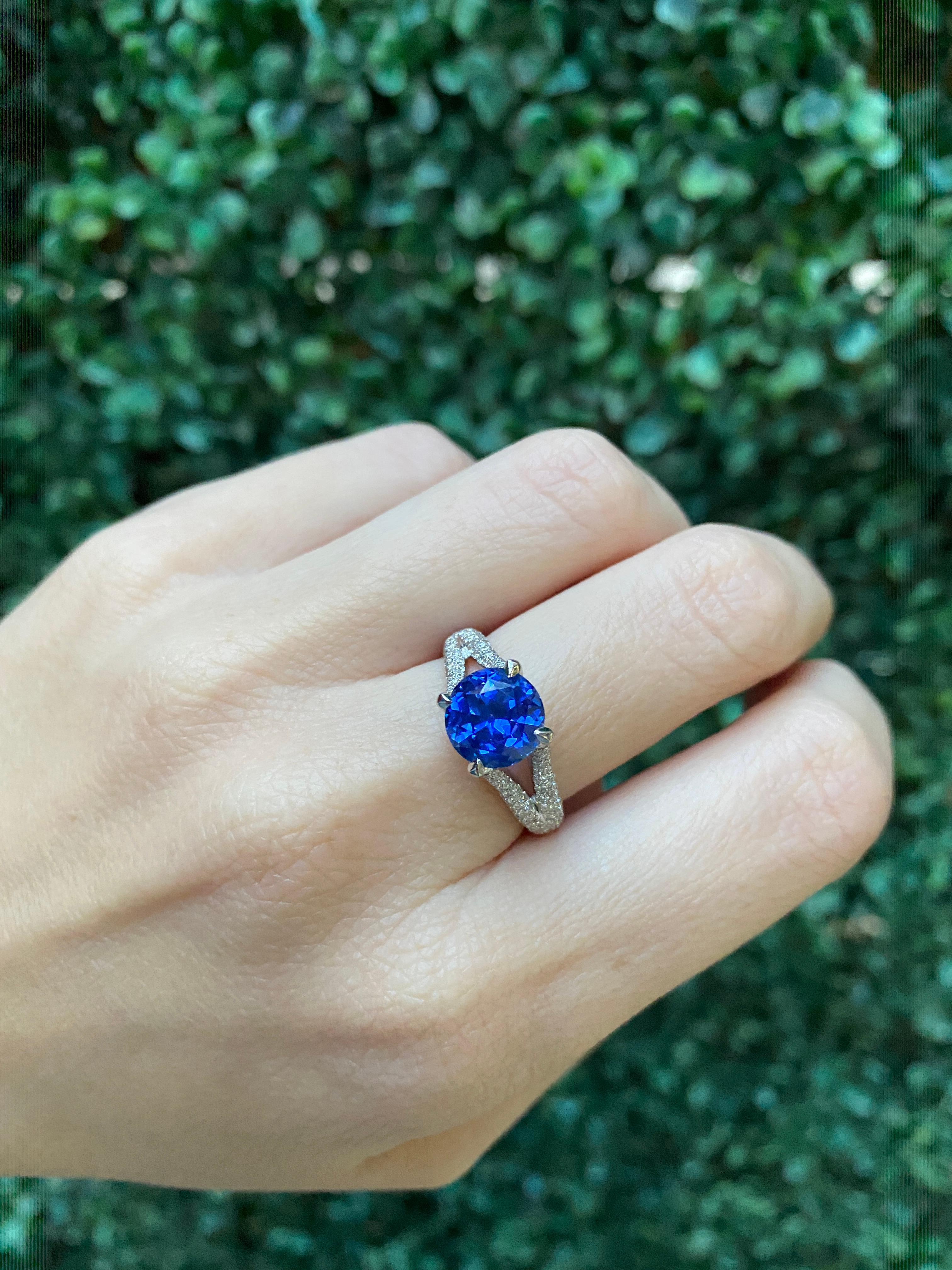 GIA Certified 3.10 Carat Ceylon Blue Sapphire & 0.58ctw Diamond Ring For Sale 3