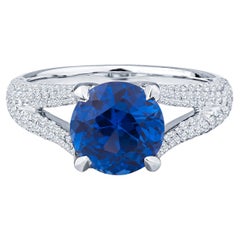 Bague en saphir bleu de Ceylan de 3,10 carats et diamants de 0,58 carat certifiés par le GIA