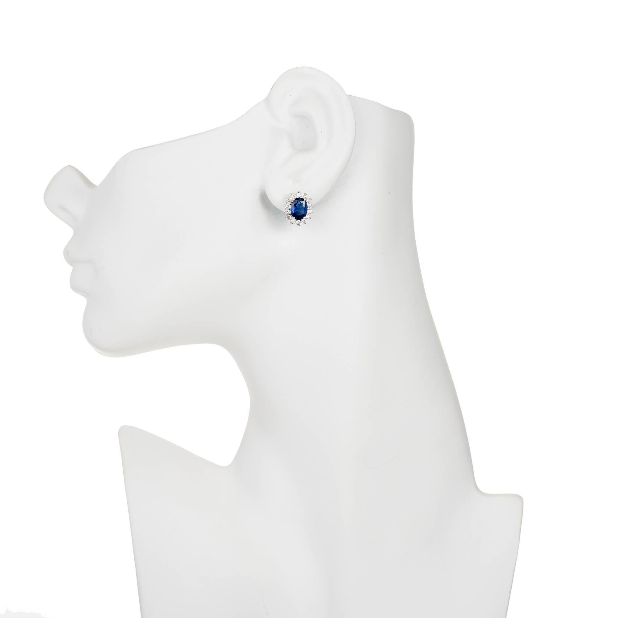 Oval Cut GIA Certified 3.10 Carat Cornflower Blue Sapphire Diamond Gold Stud Earrings