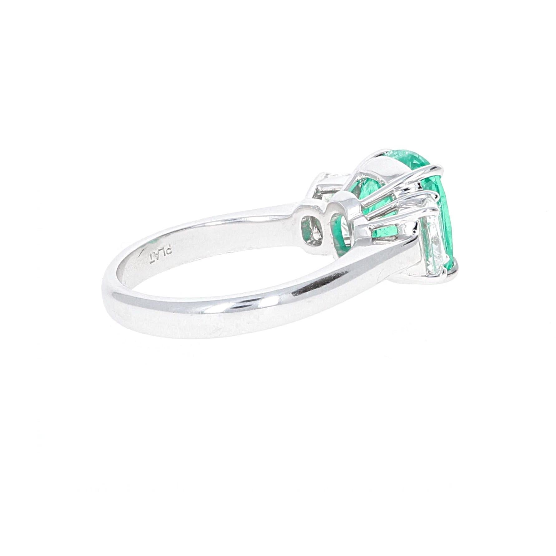 emerald cushion ring
