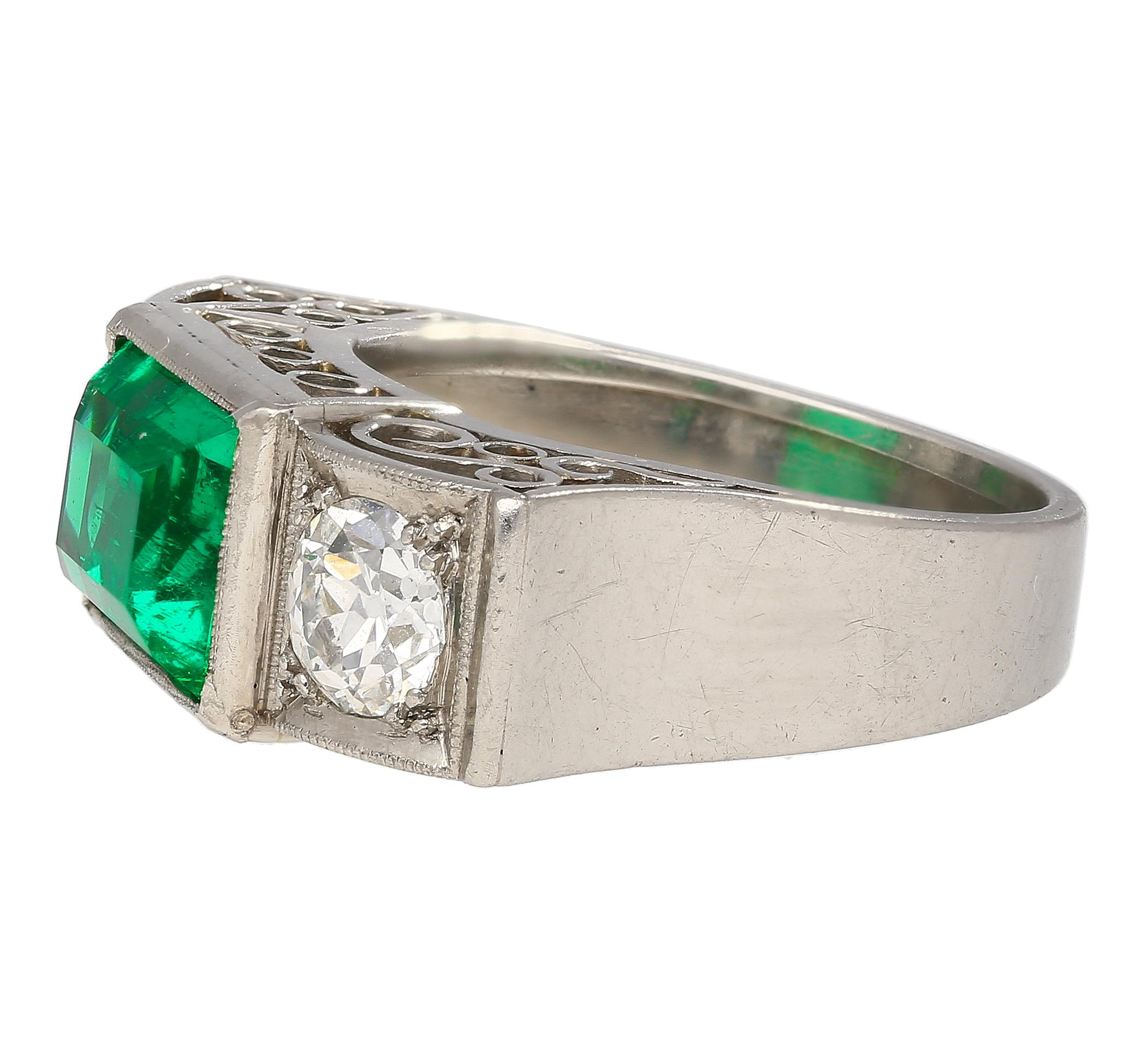 Old Mine Cut GIA Certified 3.10 Carat Old Mine Muzo Colombian Emerald & Old Cut Diamond Ring For Sale