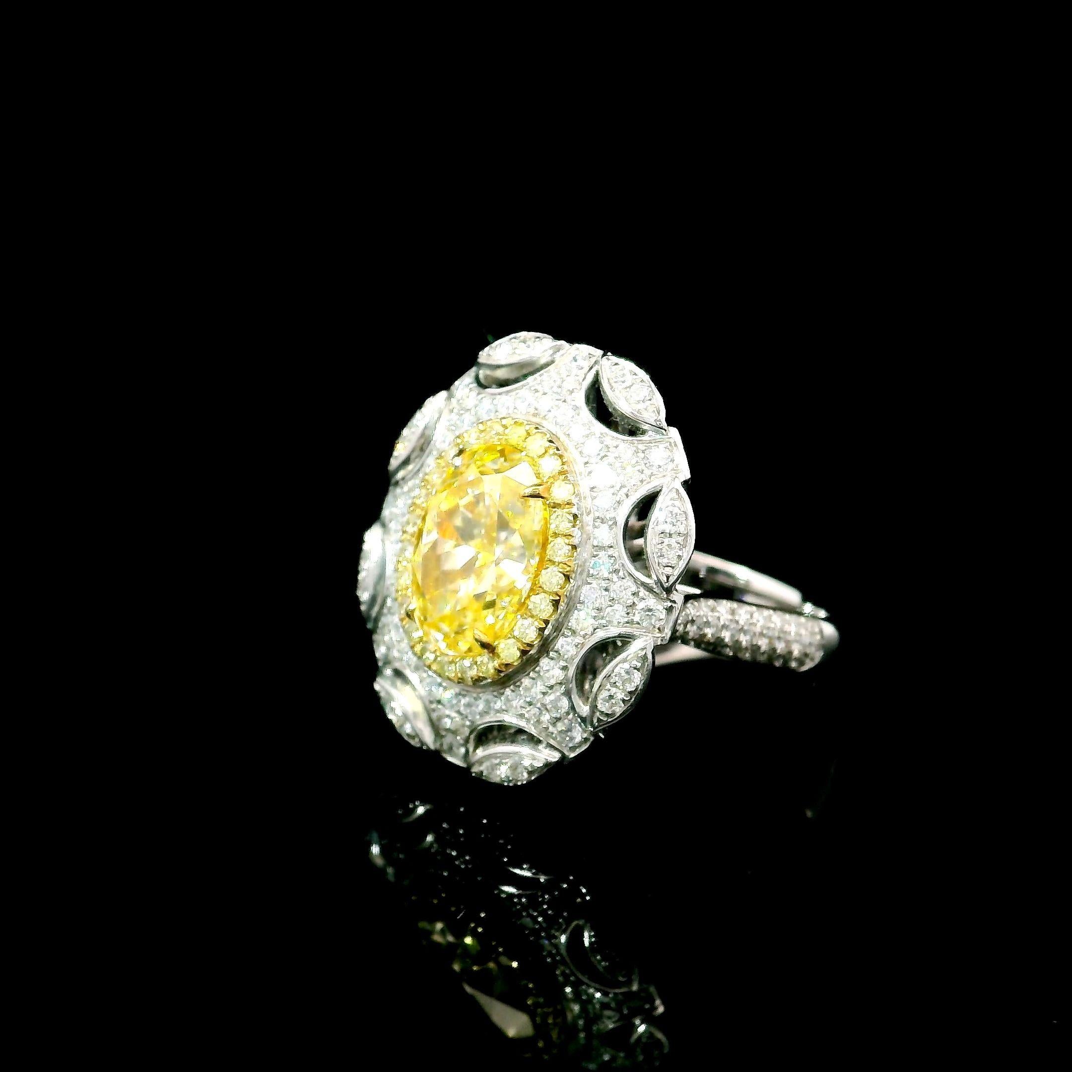 GIA Certified 3.10 Carat W - X Colour  SI1 Clarity Diamond Ring In New Condition For Sale In บางรัก, TH