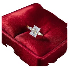 GIA Certified 3.10 Ct F/VS1 Emerald & Pear Three-Stone Engagement Ring 18K Gold