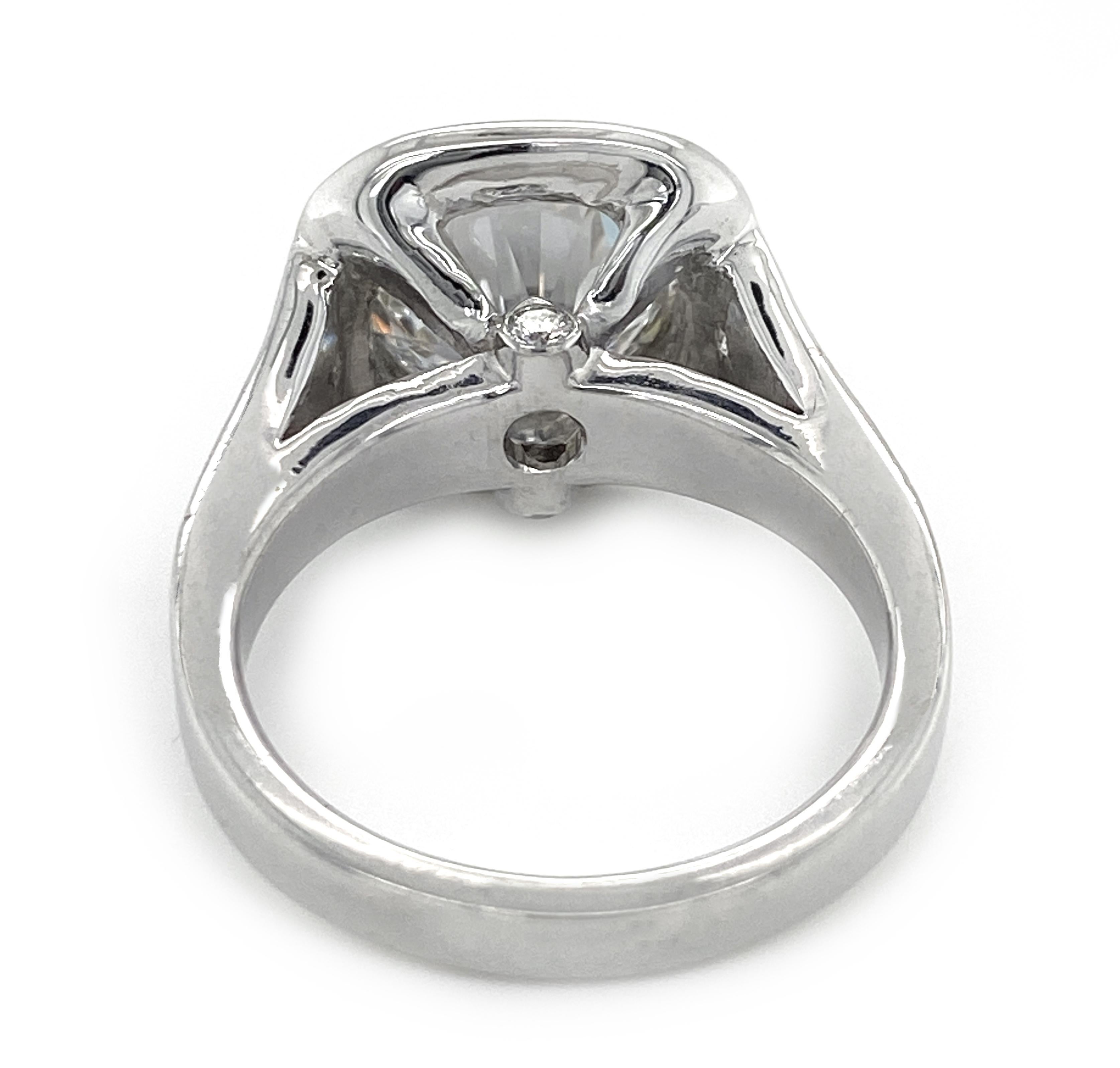 Women's GIA-Certified 3.12 Carat E-VVS2 Diamond Engagement Ring in 18 Karat White Gold