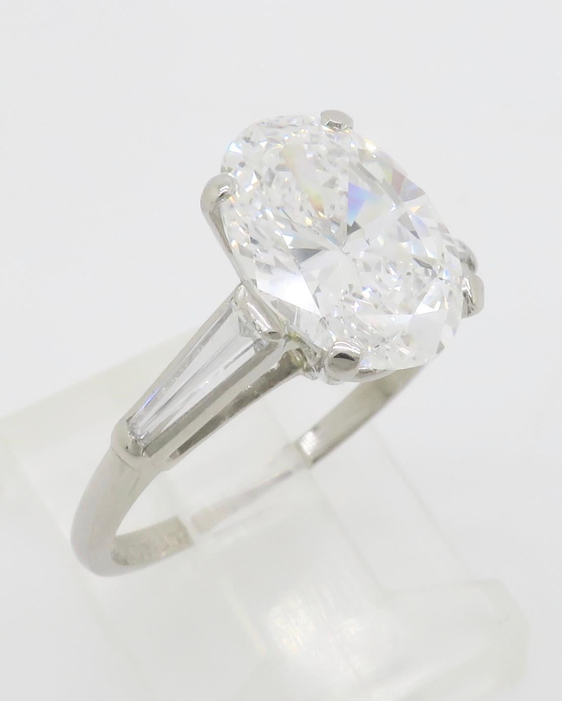 GIA Certified 3.12CTW Oval Diamond Ring in Platinum 10