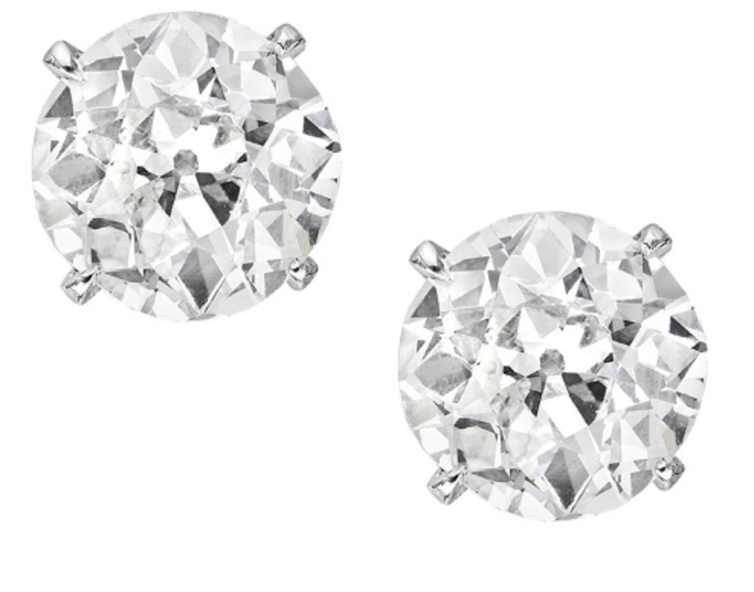 One of a Kind GIA zertifiziert 3,16 Karat Gesamtgewicht Diamant, Old European Cut Diamond Studs D/F COLOR!
100% augenrein
große Diamanten