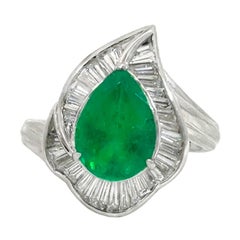 GIA Certified 3.16ct Colombian Emerald Vintage Cocktail Ring set in Platinum