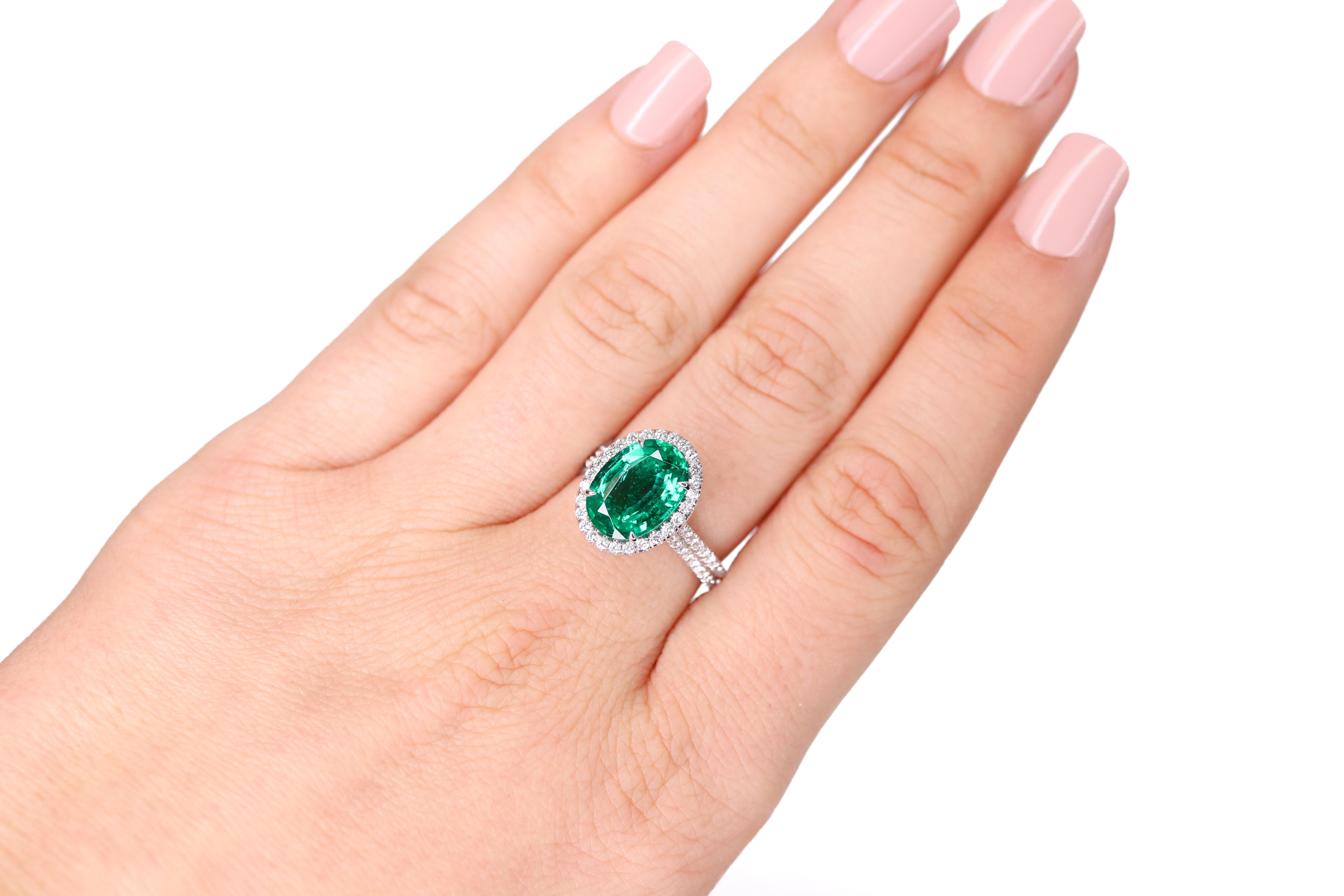 Oval Cut GIA Certified 3.17 Carat Oval Emerald and Diamond Halo Ring For Sale