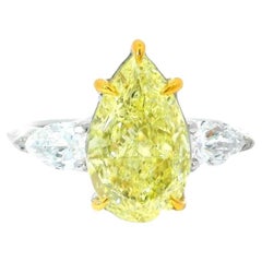 GIA Certified 3.19 Carat Fancy Light Yellow VS2 Clarity Diamond Ring