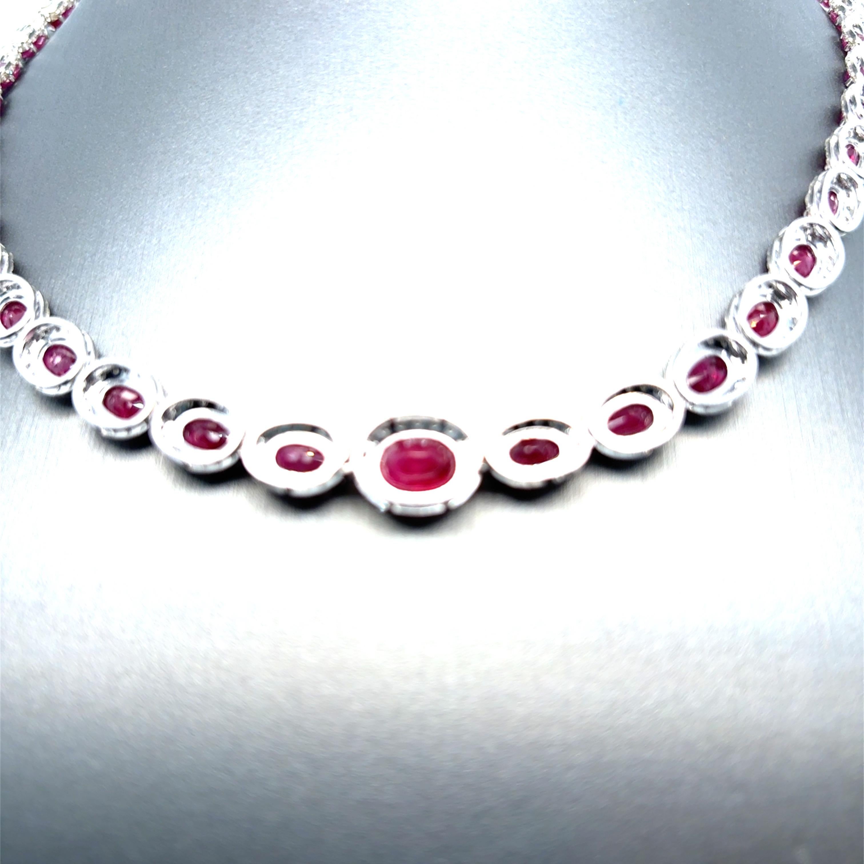 Collana in platino con diamanti e rubini birmani da 31.94 carati certificati dalla GIA in vendita 9