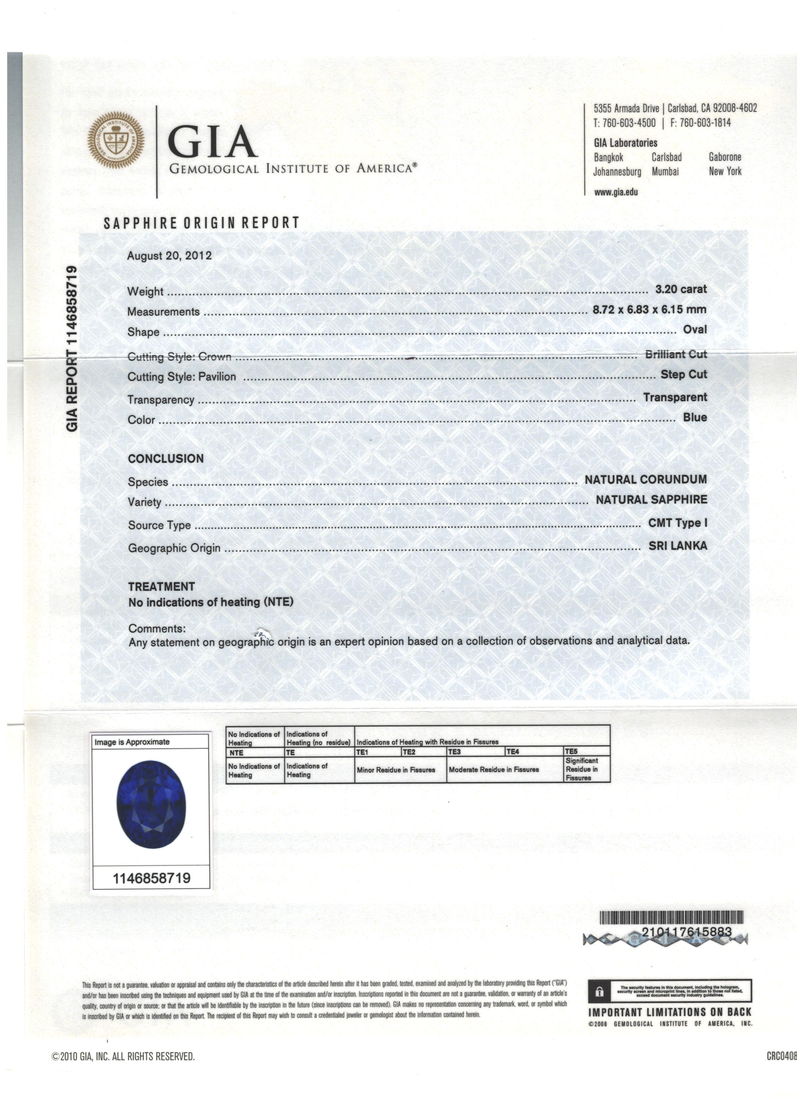 GIA-zertifizierte 3.20 Karat. Platinring mit 3 Steinen, unerhitzter blauer Saphir und Diamant  (Kunsthandwerker*in) im Angebot