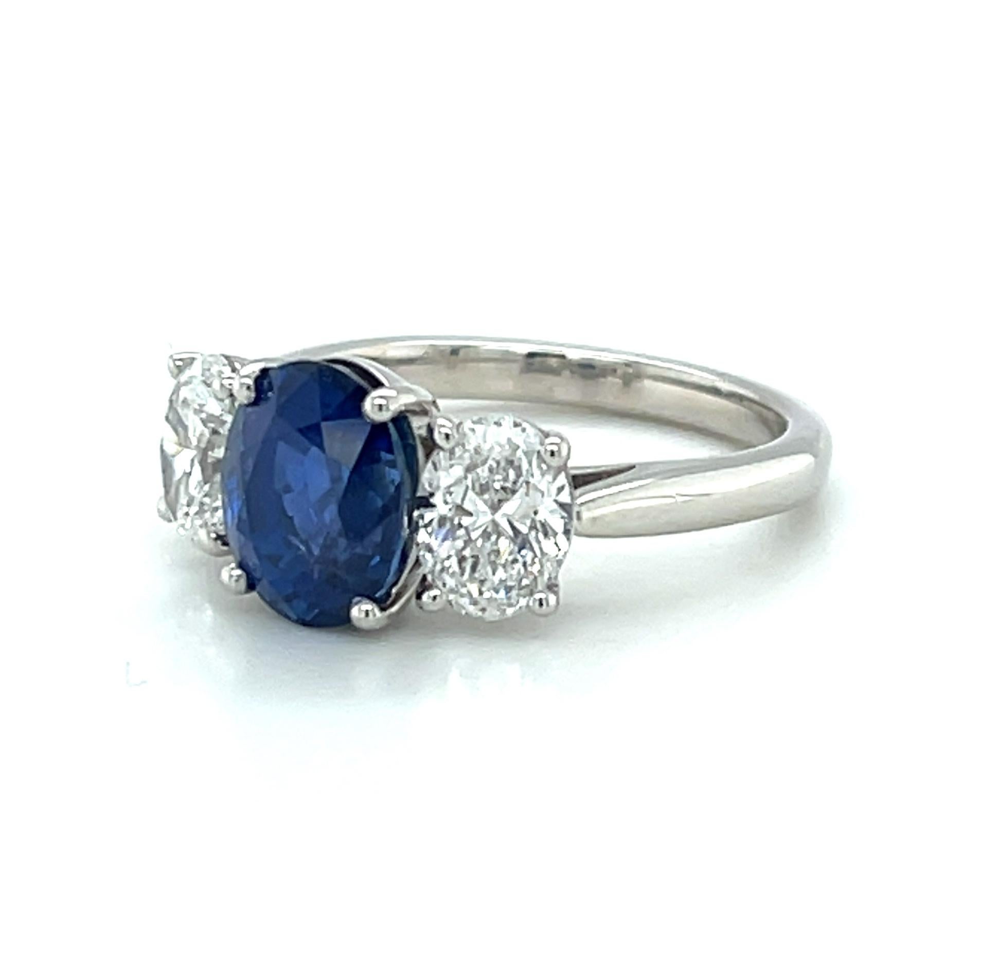 Women's or Men's GIA Certified 3.20 Ct. Unheated Blue Sapphire and Diamond Platinum 3-Stone Ring  For Sale