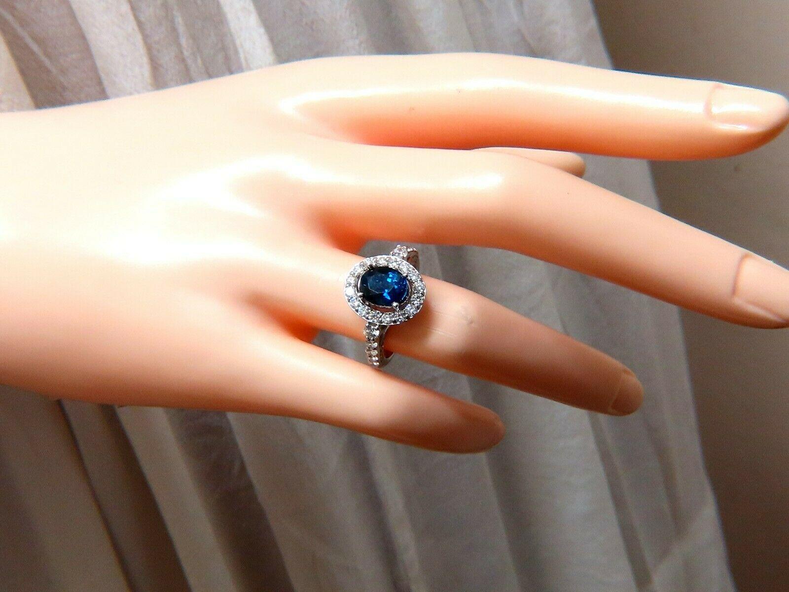 GIA Certified 3.21 Carat Natural No Heat Sapphire Diamond Ring Unheated 14 Karat In New Condition In New York, NY