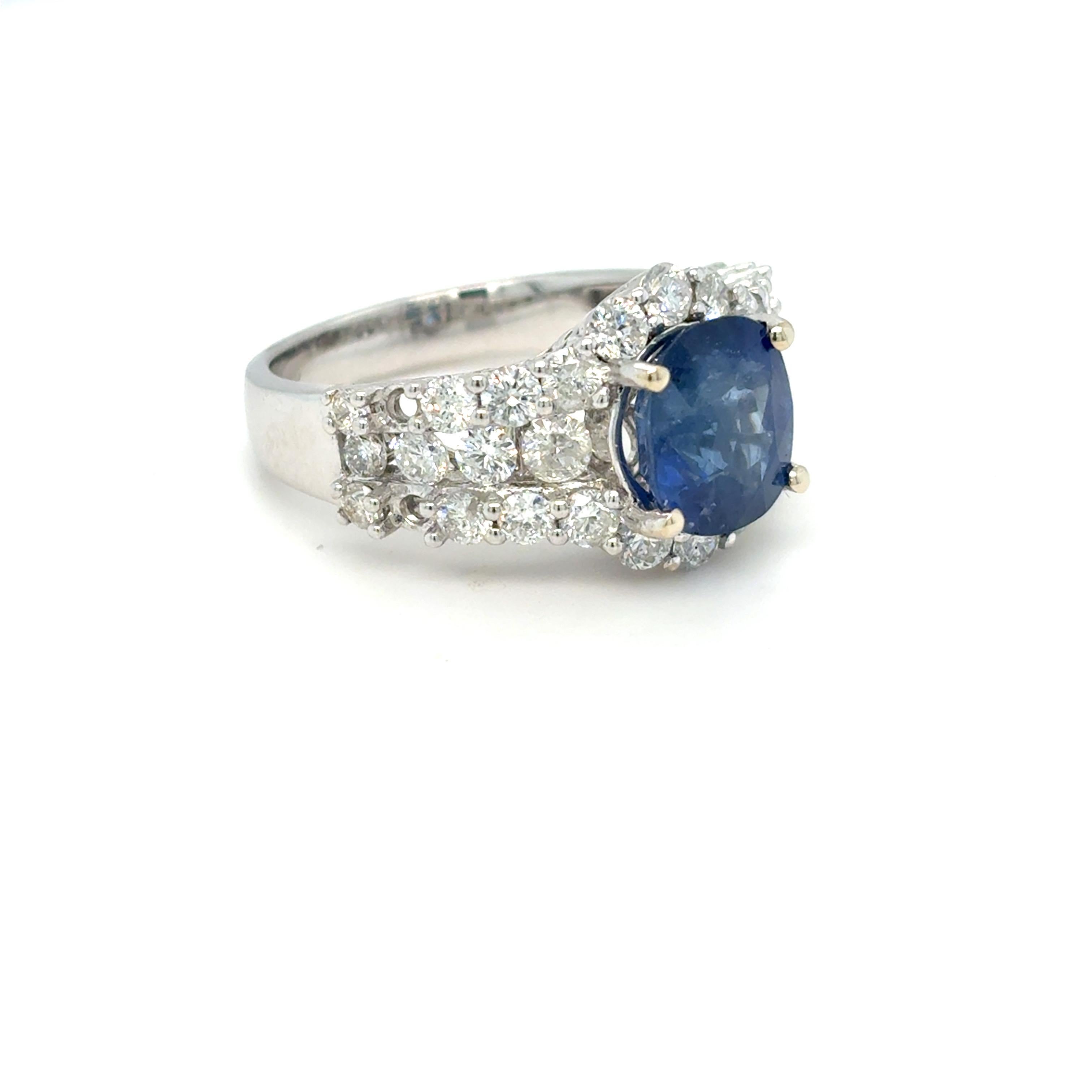 Women's GIA Certified 3.22 Carat Oval Cut Ceylon Sapphire Diamond Engagement Ring For Sale